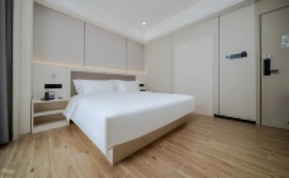 Zsmart Hotel (Foshan Nanhai District Financial High-tech Zone) โรงแรมในฝอซาน