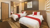 RedDoorz Plus @ Bez Tower and Residences San Juan Hotels in San Juan