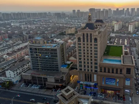 Huanghe Grand Hotel Отели рядом с достопримечательностью «Qintong Ancient Town»