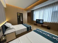 YunJi Hotel
