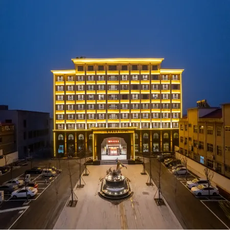 Royal Garden Hotel