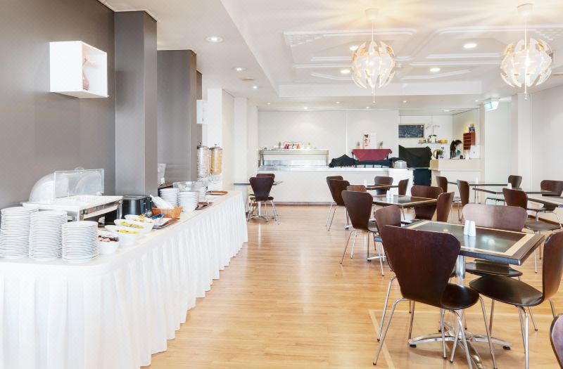 Quality Hotel Ambassador Perth photo 3