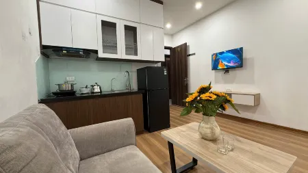 Era Apartment Doan Ke Thien Отели рядом с достопримечательностью «University of Engineering and Technology»