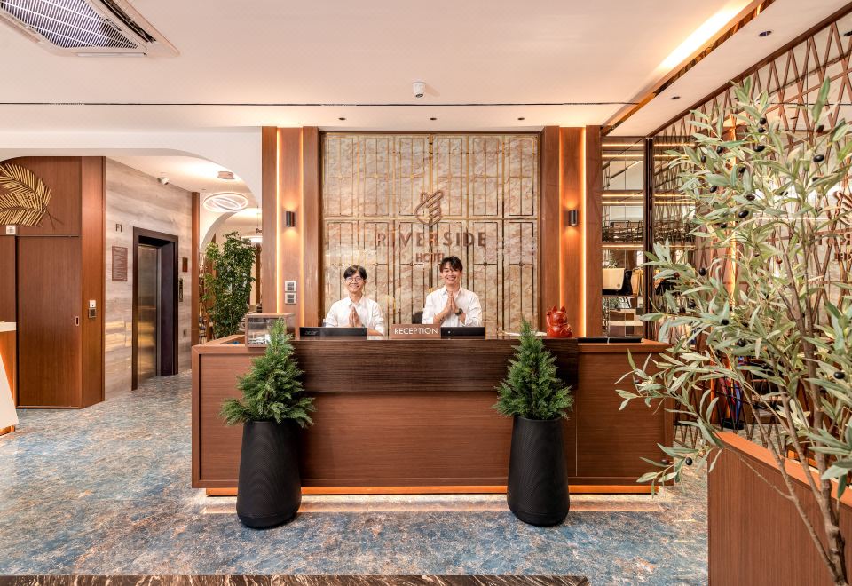 리버사이드 호텔 이미지