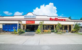 RedDoorz Near San Juanico Bridge