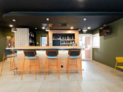 อีซี่โฮเทล นีซ โอลด์ทาวน์ โรงแรมในนีซ