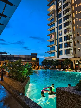 K Avenue by Tiara Отели рядом с достопримечательностью «M-Cubed Bar»