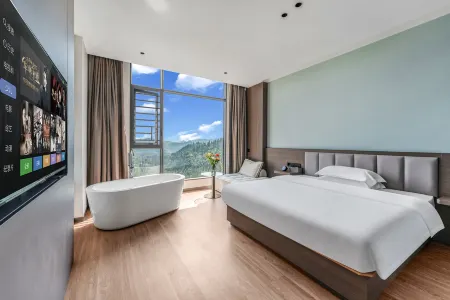 Wanfu Hotel (Huangguoshu Scenic Area Branch)