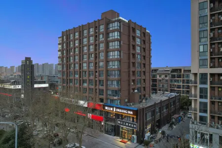 Jinjiang inn (Jiaozuo University Renmin Road Branch) Отели рядом с достопримечательностью «Jiaozuo University»