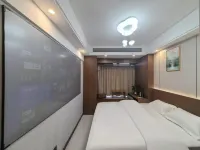 Huantang Movie Homestay (Zhumadian High-Speed Rail West Station)