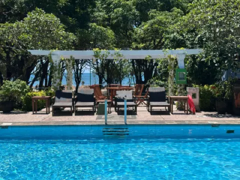 Melasti Kuta Beach Hotel & Spa Hotels near Rossie Art Shop