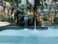 Hengdian Xigu Glamping Tent Hotel - piscine