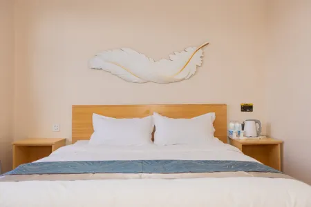 Pai Hotel (Chengde Weichang Branch) Отели в г. Вейчан