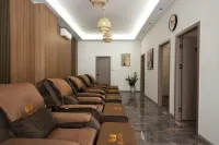 Lanshan She Holiday Hotel (Xishuangbanna Jinghong Menglong Dafosi Manhe Na Scenic Area Branch) - spa