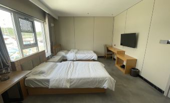 Jianggushan Business Hotel