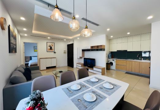 Vinhomes Dcapitale 아파트의 현대적인 거실 공간