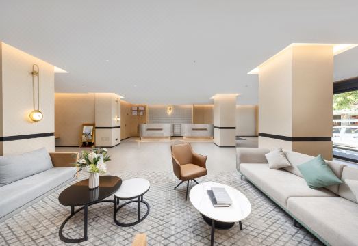 2. 컨트리 인 앤 ..