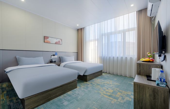 Fuyuan Royal Maple Hotel