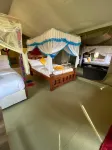 Explore Sand River Lodge