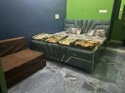 Shree Sundar Guest House Ammaji Mandir附近的飯店