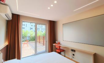 Xishi Apartment (Tianjin Renai College)