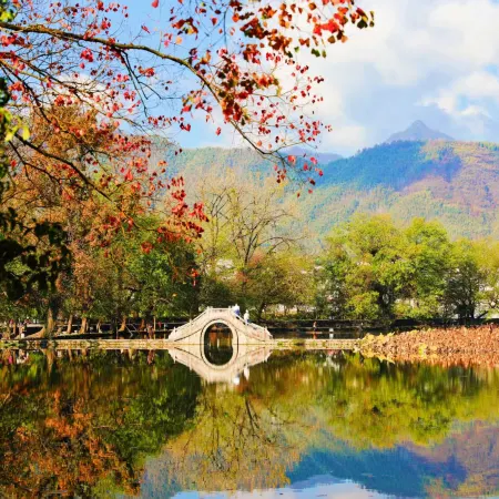 Yi Huaiqu Chinese Inn (Yi Ancient City)