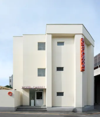 HOTEL CARPET Hotels near Sansawon