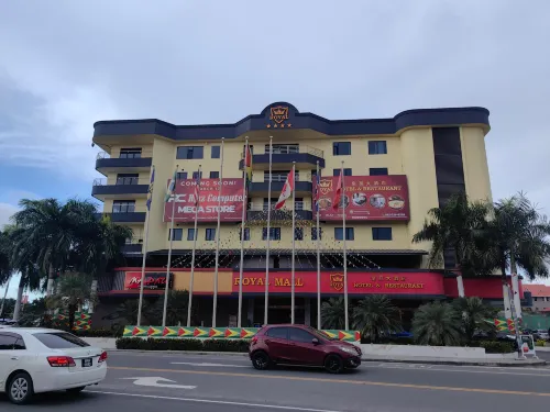 Royal International Hotel Hotels in Lusignan