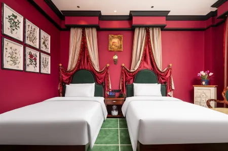 Huocheng Xiangyeli Castle Hotel Отели в г. Хочен