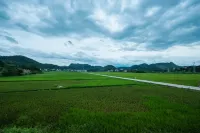 Yizhang Yiliu Bolin Hotel - Bjergudsigt