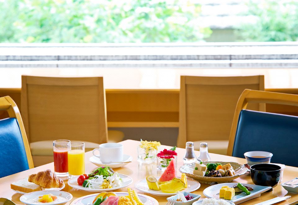 1. 가라스마 교토 ..