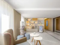 Homeinn · neo (Holingol Fourth Middle School) - parking