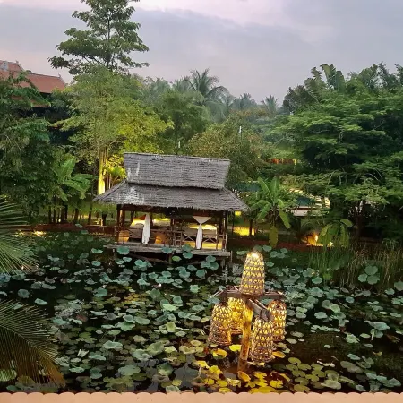 Maisons Wat Kor