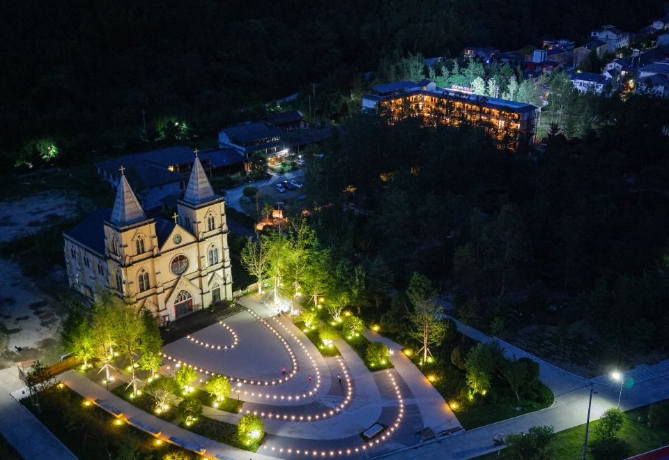 hotel overview picture