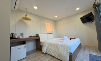 Charome Resort