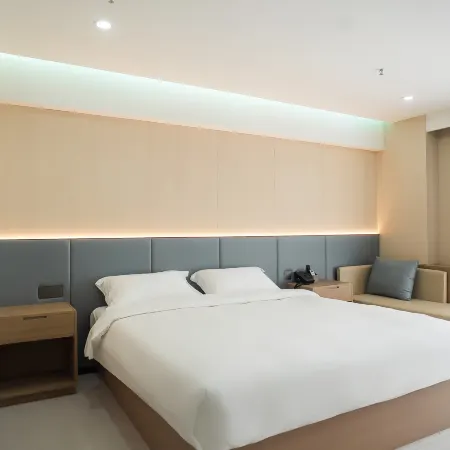 Fujin Yuegu Huaxi Hotel