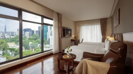Orchids Saigon Hotel