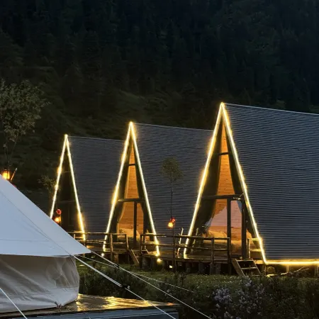 Mile Wild Luxury Homestay