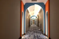 Haocai Muju Hotel (Mudanjiang High-speed Railway Station Beishan Park)