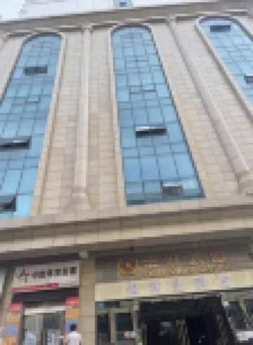 鉑詩曼酒店（深圳龍崗南聯地鐵站店） 鄰近羅瑞合台灣美食街的酒店