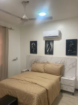 Sleepeaze Hotel  호텔