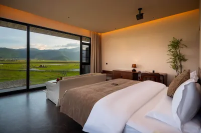 Shangri-La Ten Miles Snow Mountain Margheri Manor โรงแรมใกล้พิพิธภัณฑ์แห่งชาติของรัฐทิเบต