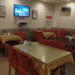 Yixuan Hotel (Yulin North Bus Station International Trade Neighborhood Hub Store)