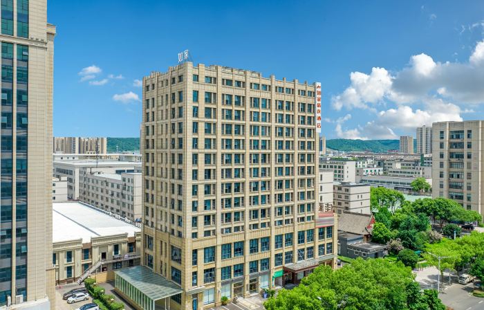 Home lnn (Shengzhou Wuyue Plaza Guanhenan Road Branch)