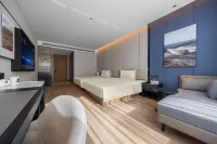 敦煌沙洲夜市北門亞朵酒店 鄰近敦煌鳴沙山月牙泉漠西國際沙漠露營基地的酒店