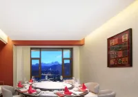 Home2 Suites by Hilton Hotel (Lhasa Municipal Government) - Mountain view