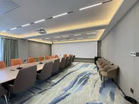 Galaxy Azure Hotels 타스쿠얼간 호텔