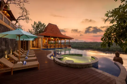 Pramana Nusa Ceningan Hotels near Nusa Lembongan