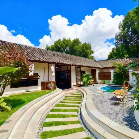 Chuanqi Bazi Courtyard Homestay (Anren Ancient Town)