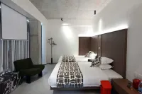 Young Elite Space Homestay (Dongbi Xiaohao Beach)